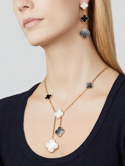 [Glow Jewelry]CLOVER 3 MOTIF MOP ONYX DARK MOP PINK GOLD EARRINGS