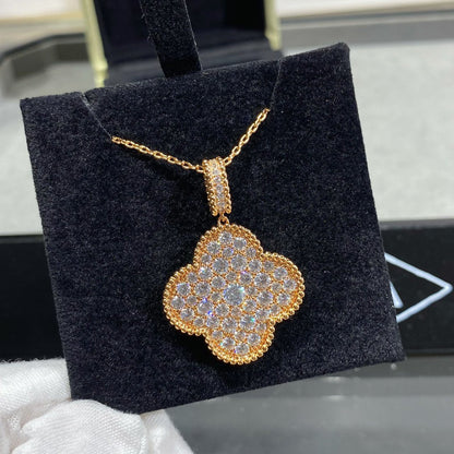 ¡®Glow Jewelry¡¯CLOVER 25MM LARGE PEDANT DIAMOND PAVED LONG NECKLACE