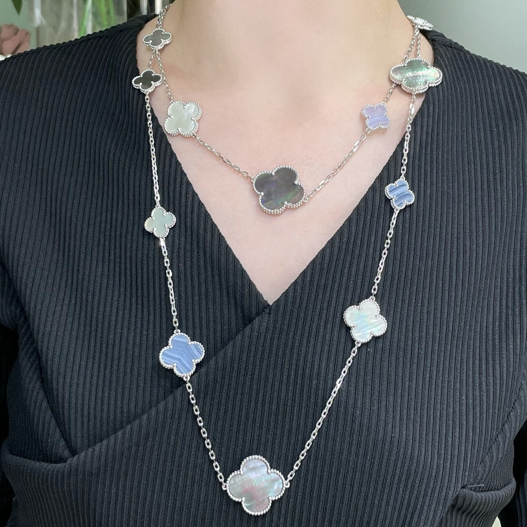 [Glow Jewelry]CLOVER 16 MOTIF CHALCEDONY MOP SILVER NECKLACE