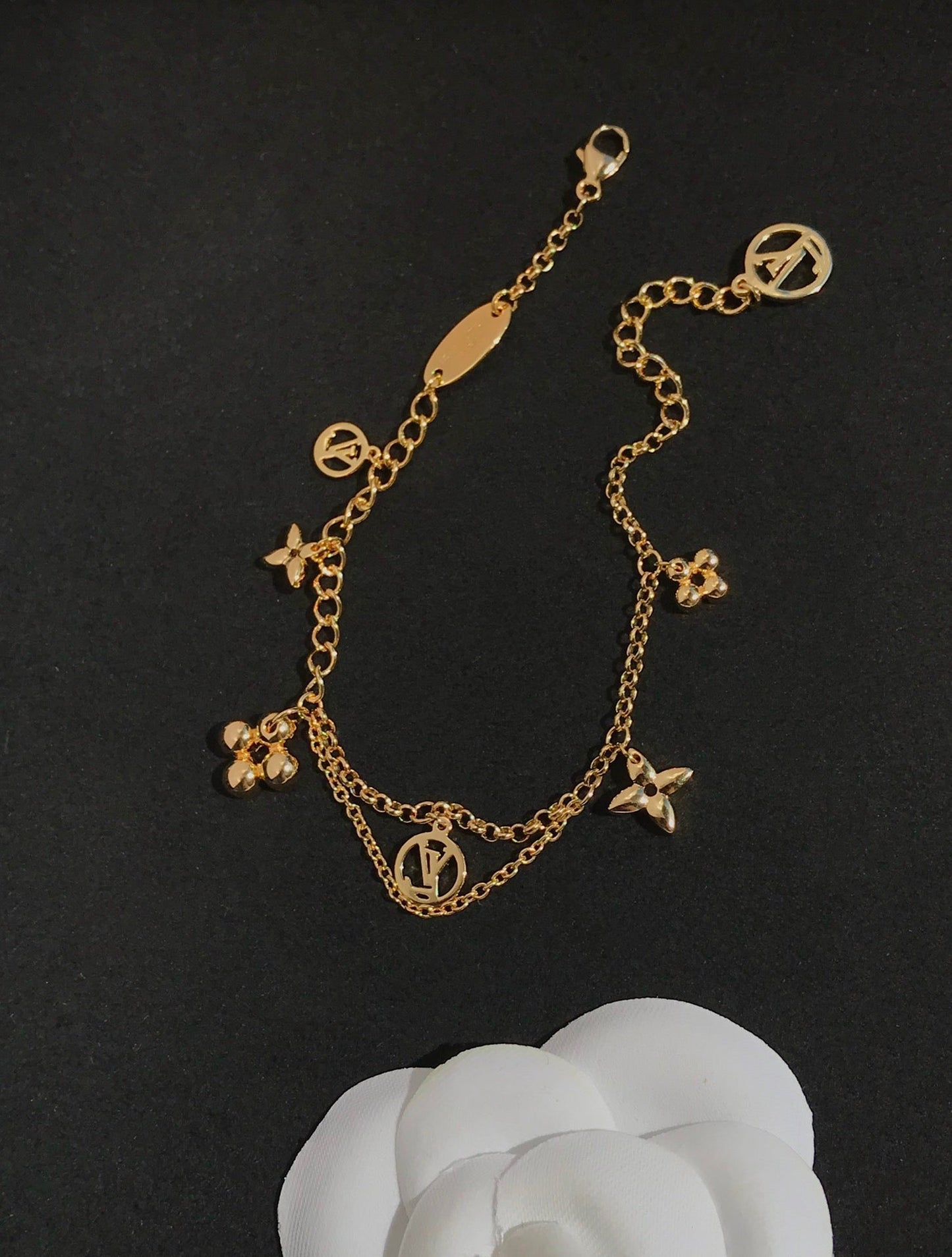 ¡®Glow Jewelry¡¯BLOOMING PINK GOLD MOP BRACELET
