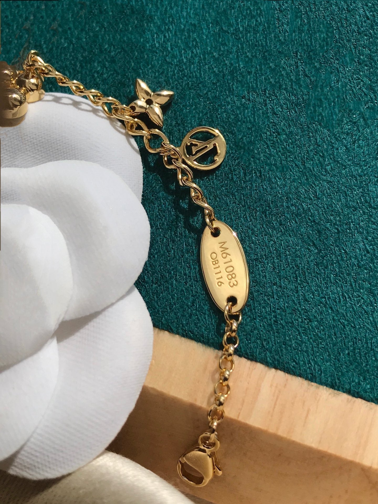 ¡®Glow Jewelry¡¯BLOOMING PINK GOLD MOP BRACELET