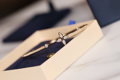 [Glow Jewelry]IDYLLE GOLD OPEN BRACELET DIAMOND PAVED