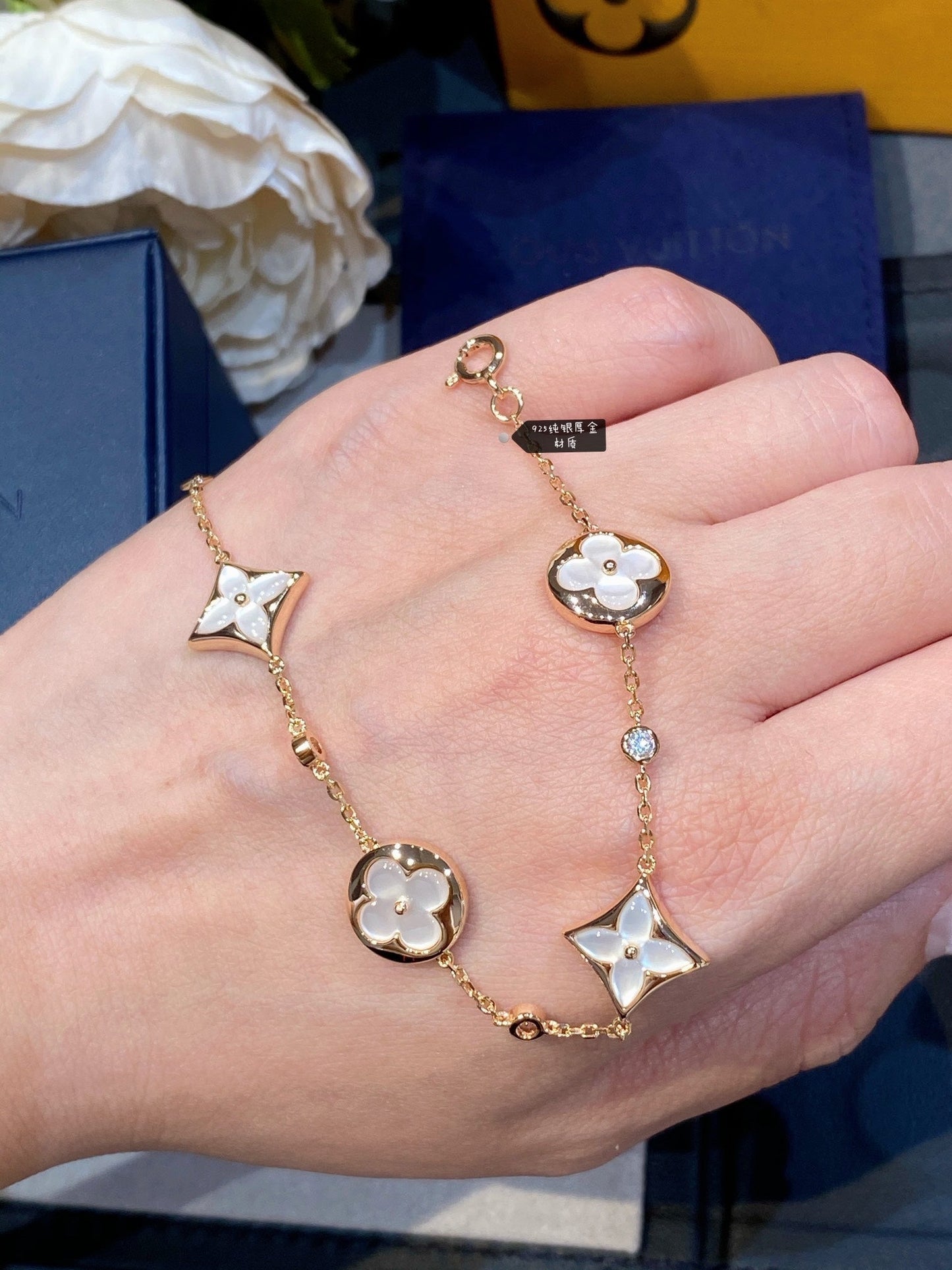 [Glow Jewelry]STAR AND SUN 4 MOTIF WHITE MOP PINK GOLD BRACELET
