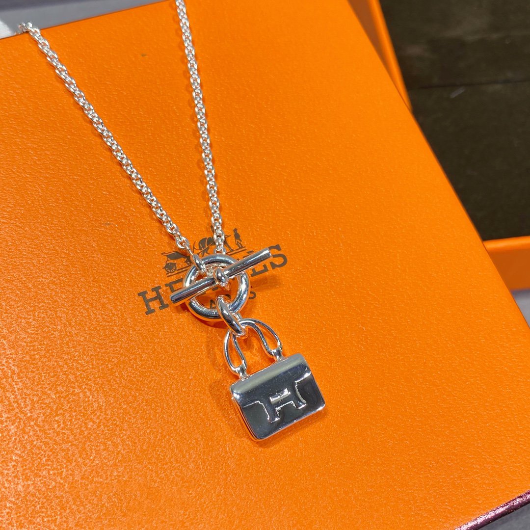 ¡®Glow Jewelry¡¯CONSTANCE PEDANT SILVER NECKLACE