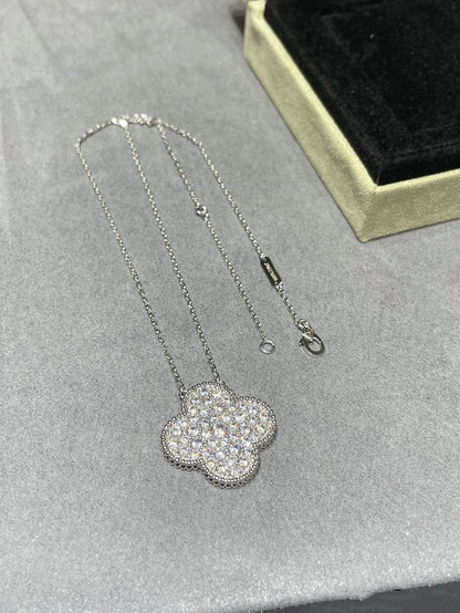 ¡®Glow Jewelry¡¯CLOVER 25MM LARGE PENDANT DIAMOND PAVED SILVER NECKLACE