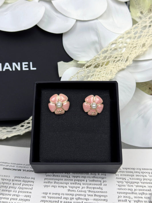 [Glow Jewelry]26C Pink Camellia Pearl Enamel Stud Earrings