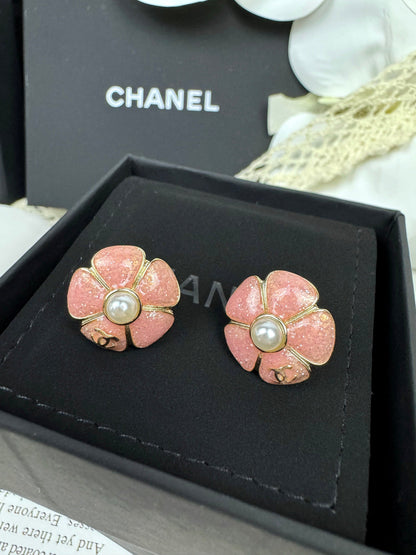 [Glow Jewelry]26C Pink Camellia Pearl Enamel Stud Earrings