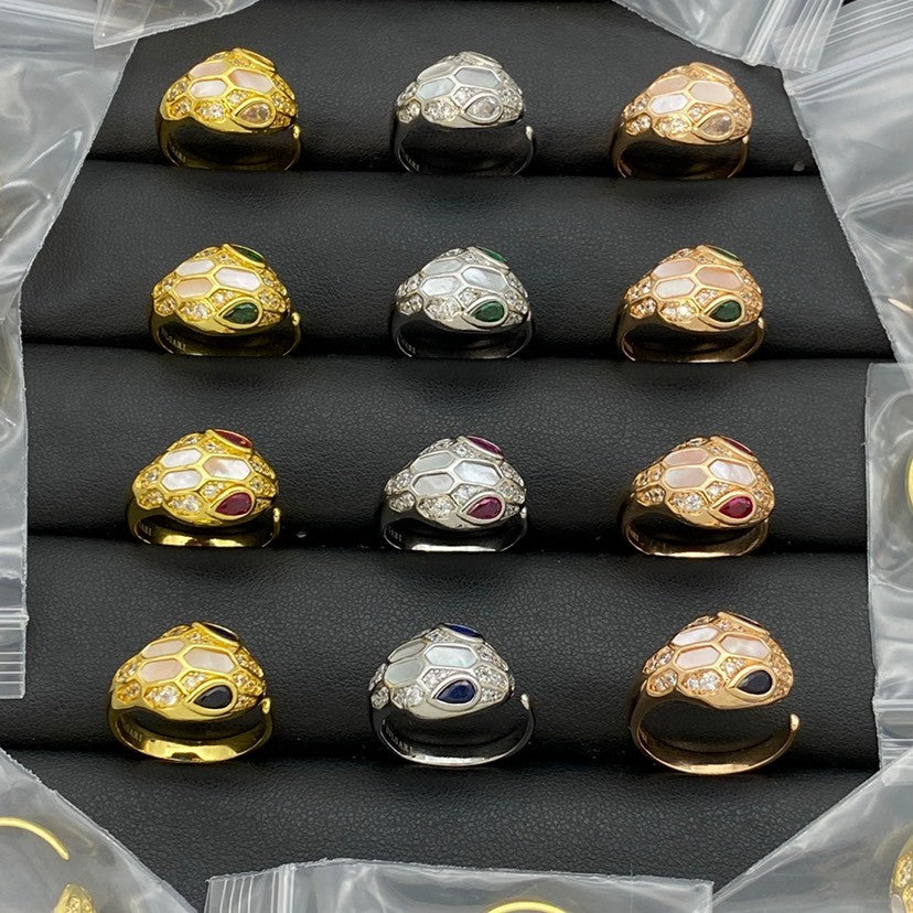 [Glow Jewelry]BRAND NEW ASSORTED SNAKE HEAD MOTHER OF PEARL RINGS