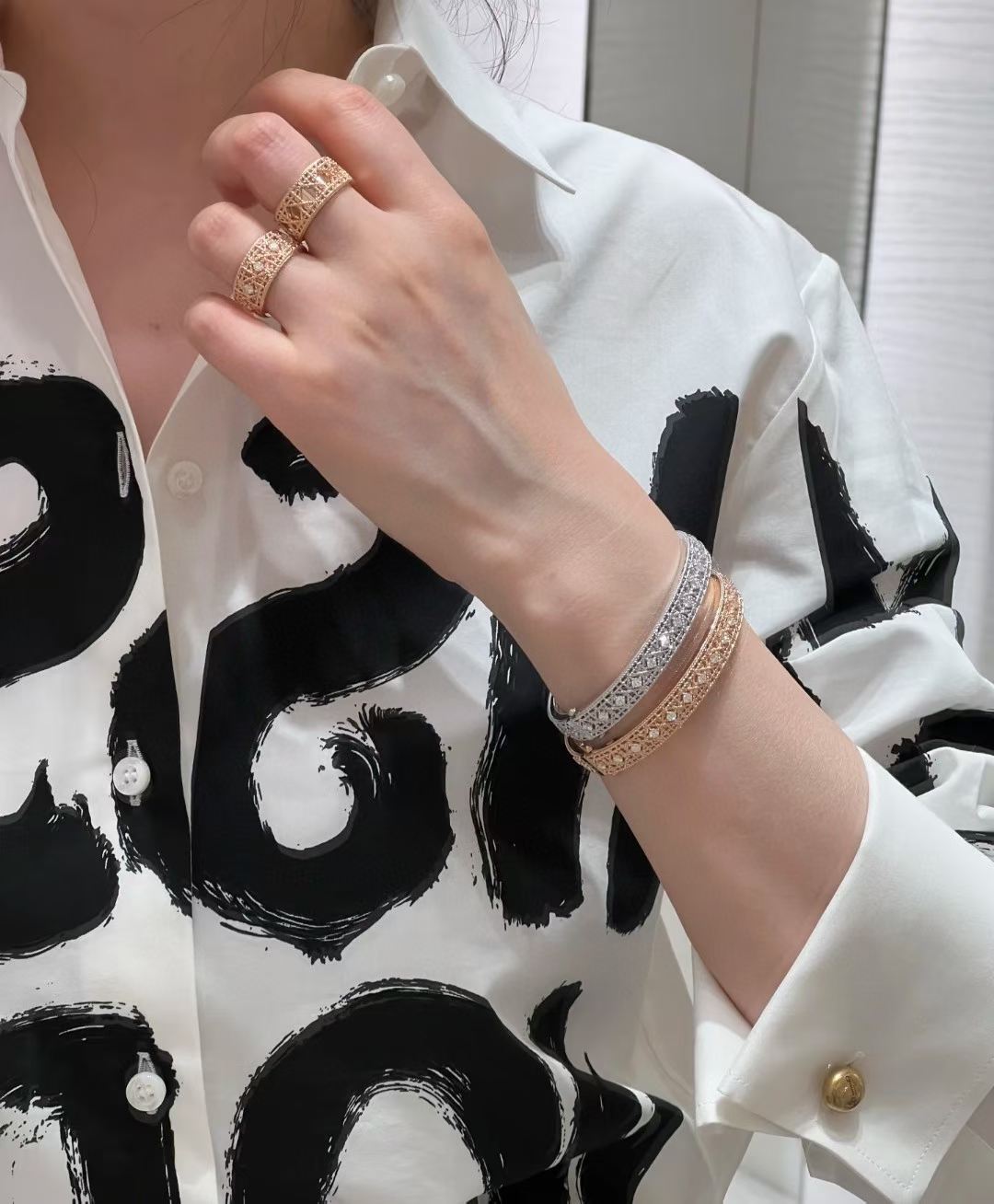 [Glow Jewelry] 2026 WOVEN-PATTERN BRACELET SET WITH FULL DIAMOND INLAY THREE-COLORS