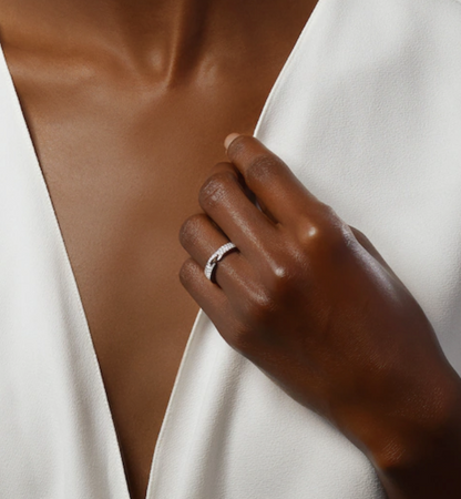 ¡®Glow Jewelry¡¯ALLIANCE LIENS VIDENCE PAVED DIAMOND 4MM RING
