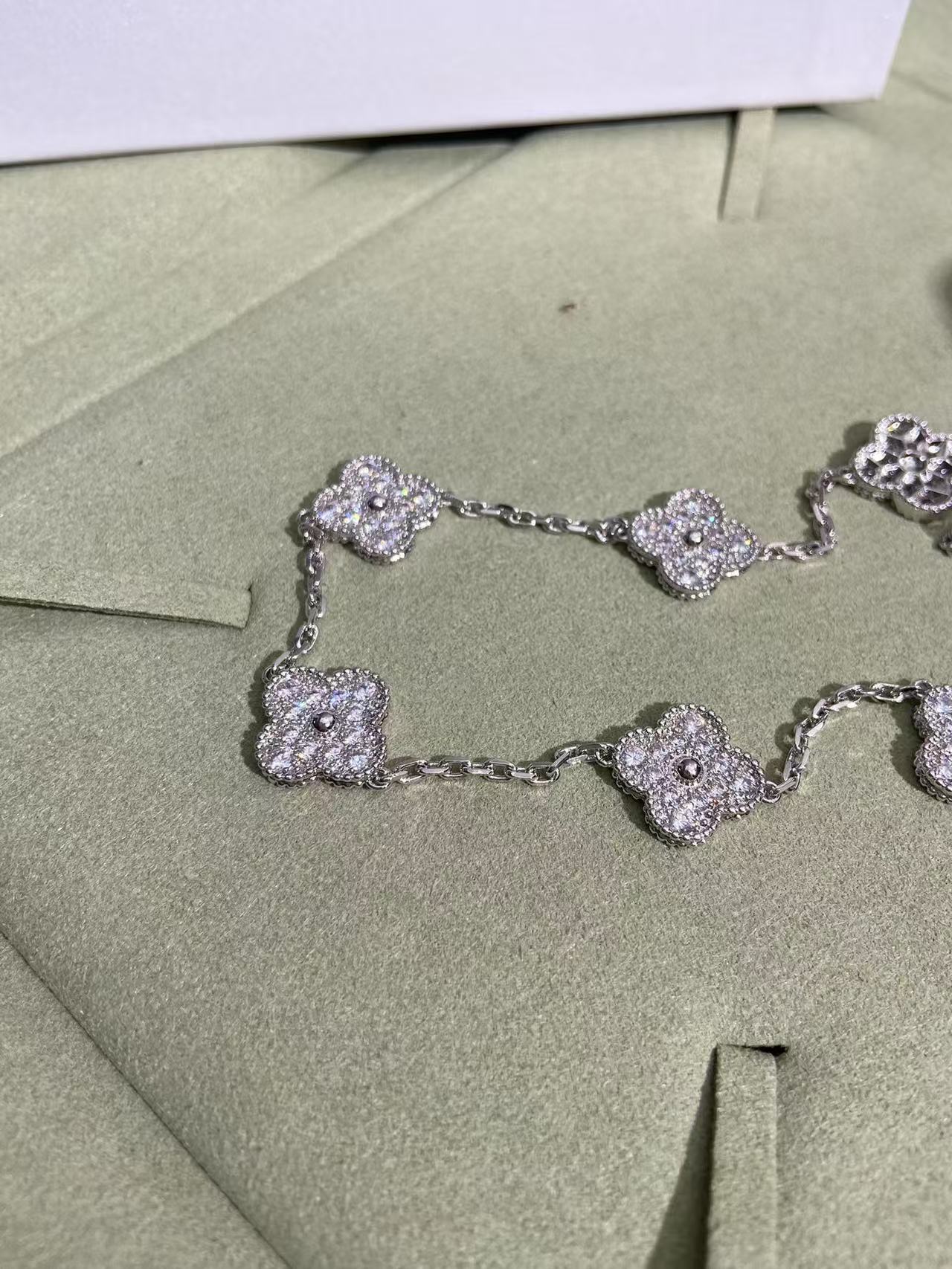 [Glow Jewelry]CLOVER 10 MOTIFS  FULL DIAMOND NECKLACE