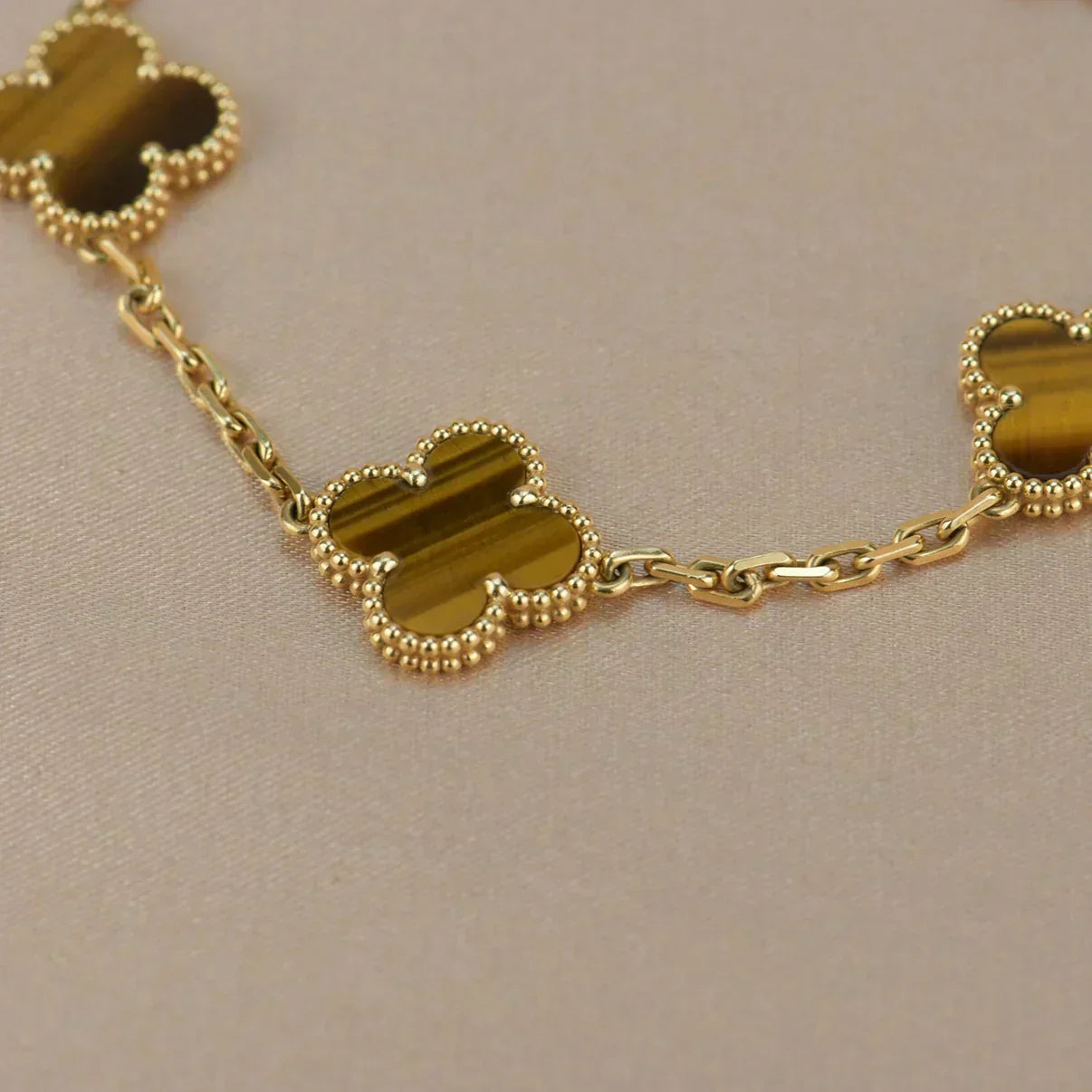 [Glow Jewelry] CLOVER 5 MOTIFS TIGER EYE BRACELET COLLECTION