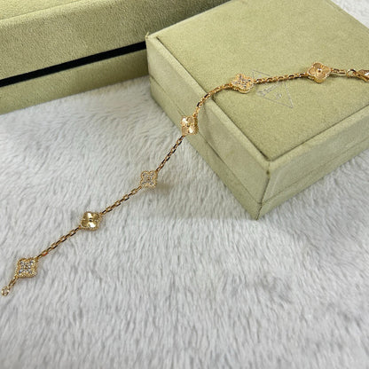 [Glow Jewelry]CLOVER 6 MOTIF DIAMOND LASER BRACELET
