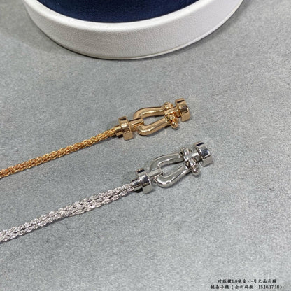 グロージュエリー「FORCE SMALL HORSESHOE」ダイヤモンドチェーンロープブレスレット