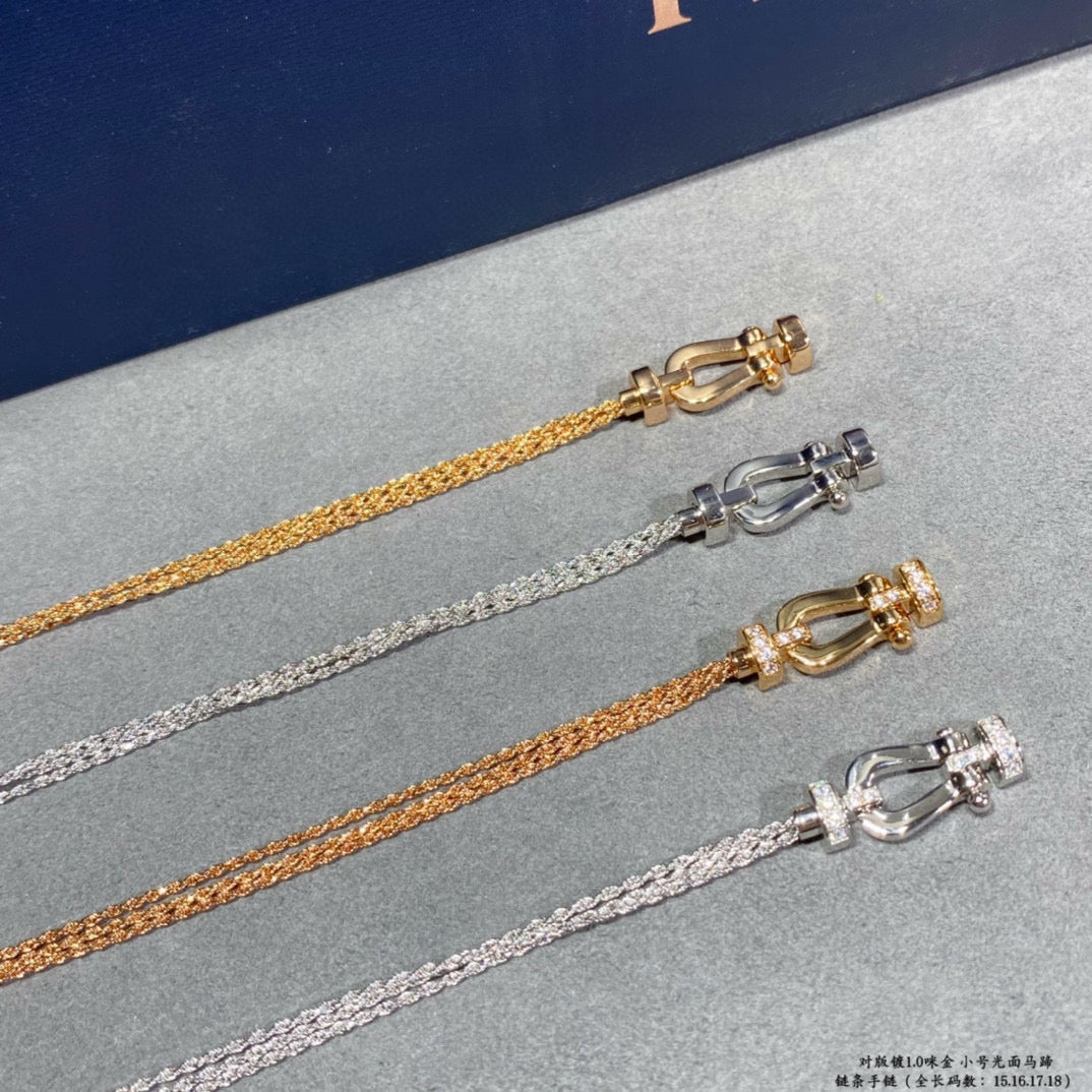グロージュエリー「FORCE SMALL HORSESHOE」ダイヤモンドチェーンロープブレスレット