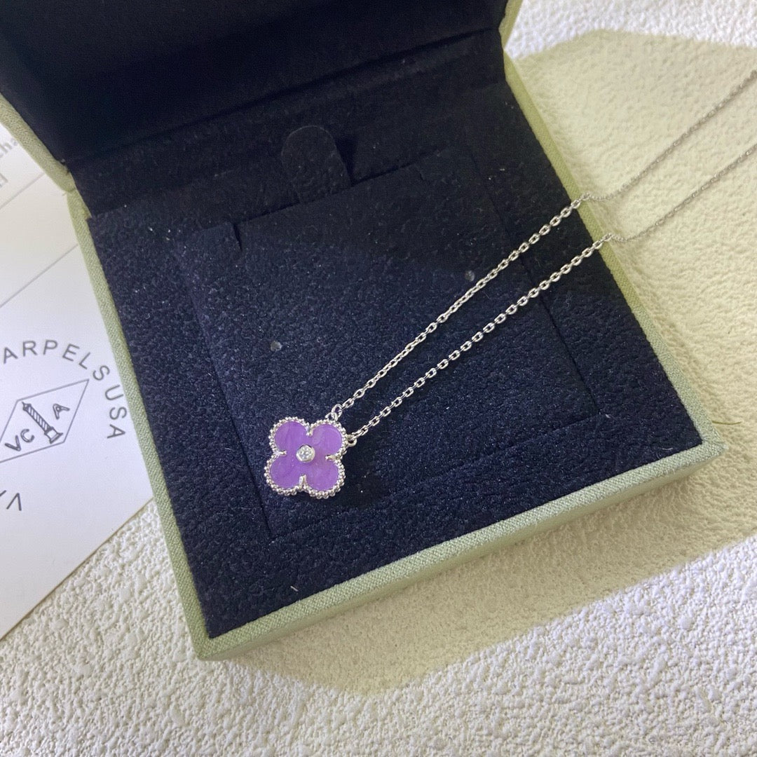 ¡®Glow Jewelry¡¯CLOVER 15MM DIAMOND  PURPLE VIOLET NECKLACE