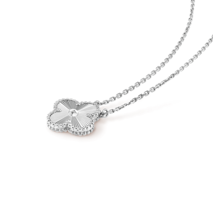 [Glow Jewelry]CLOVER 15MM LASER NECKLACE SILVER