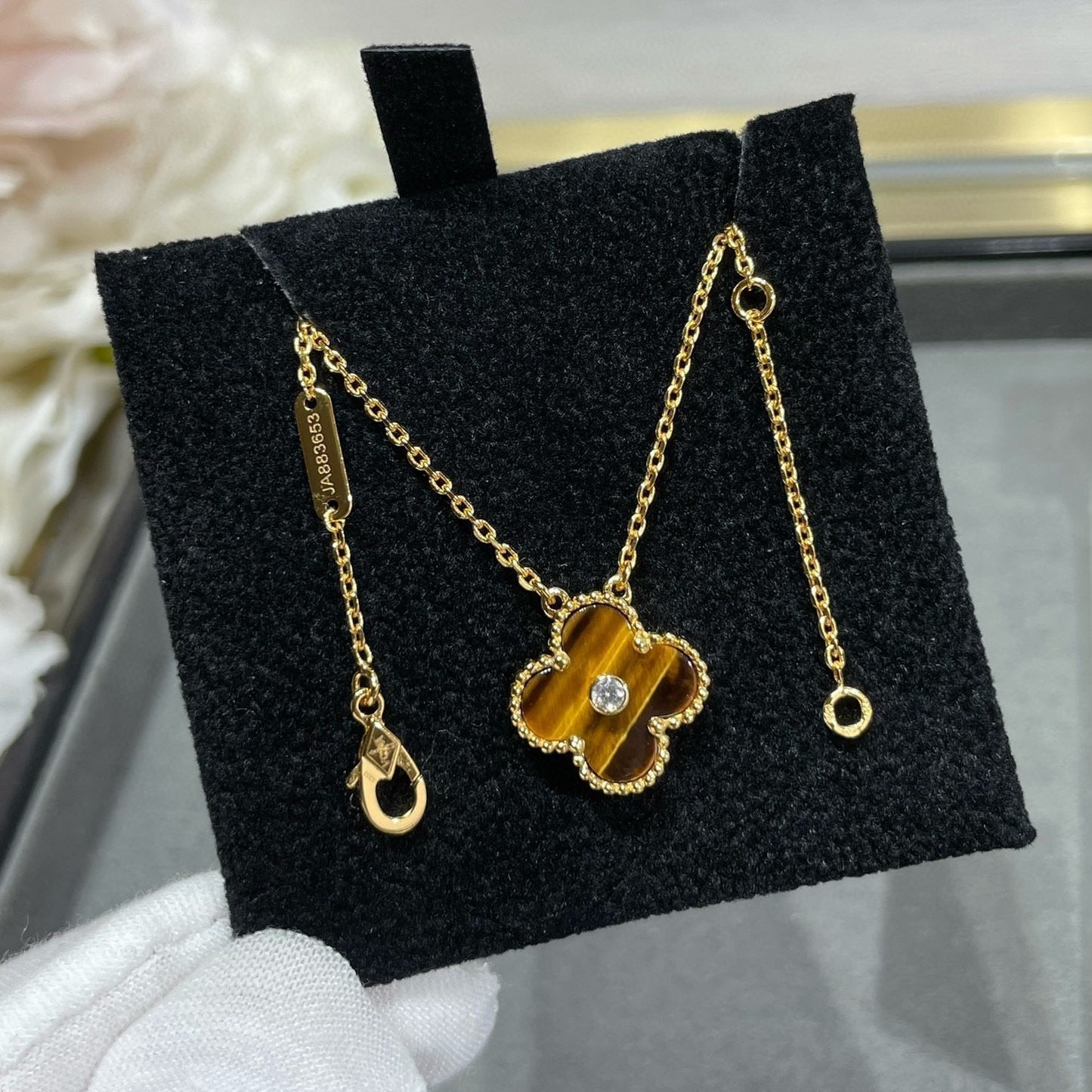 [Glow Jewelry]CLOVER 15MM DIAMOND AND YELLOW TIGER'S EYE AGATE necklace