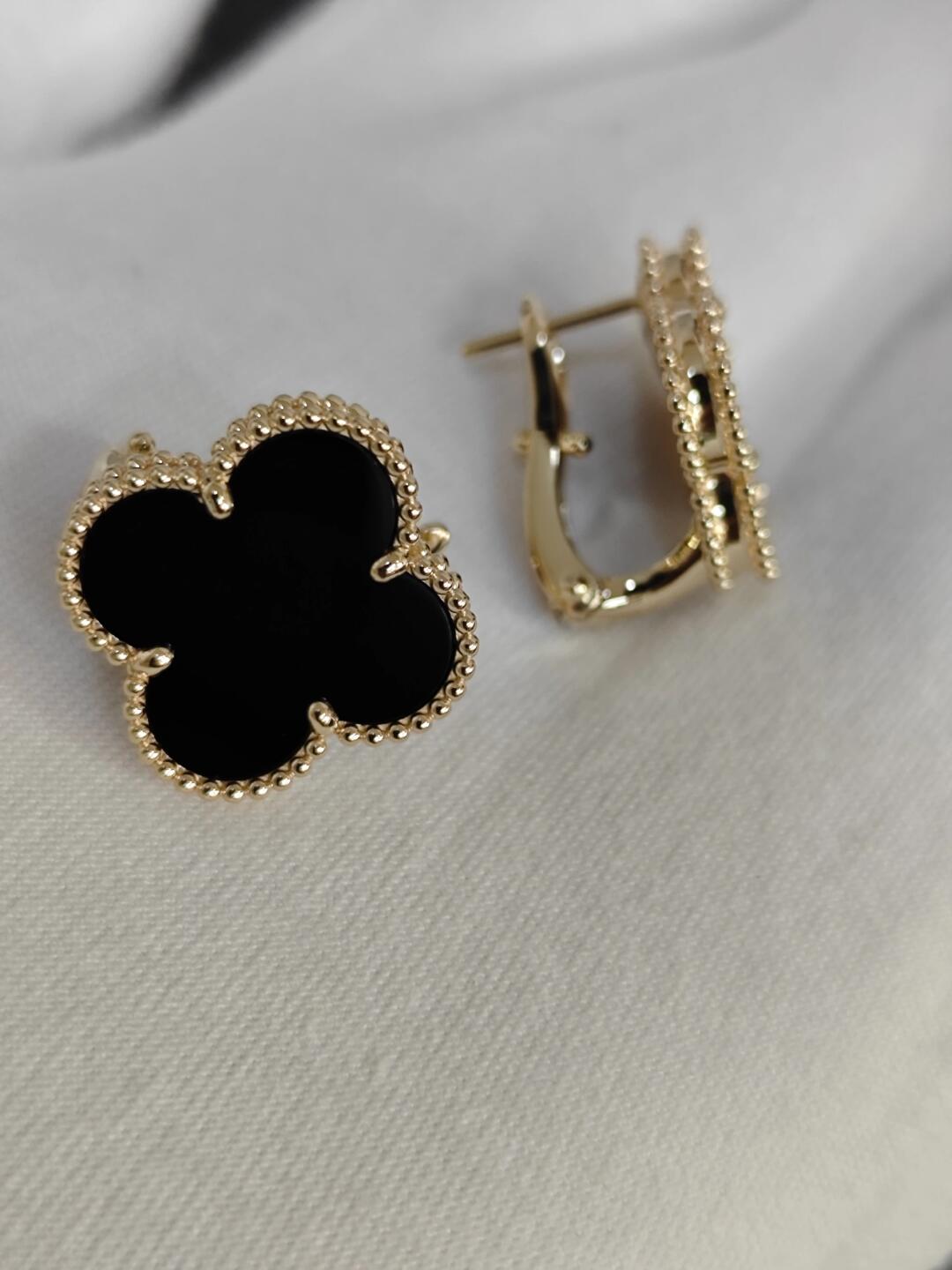 [Glow Jewelry]CLOVER 20MM BLACK MOP EARRINGS