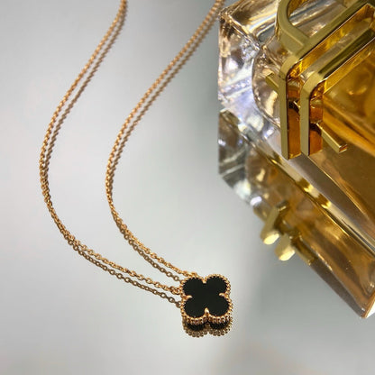 [Glow Jewelry]CLOVER 15MM BLACK ONYX SINGLE FLOWER NECKLACE