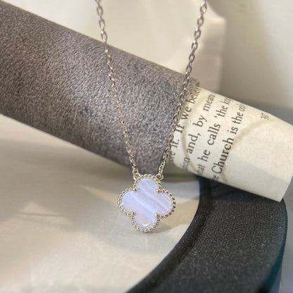 [Glow Jewelry]CLOVER 15MM BLUE CHALCEDONY NECKLACE SILVER
