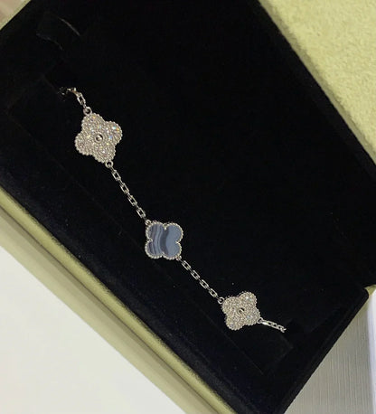 [Glow Jewelry]New  CLOVER 5 MOTIF PURPLE CHALCEDONY BRACELET COLLECTION