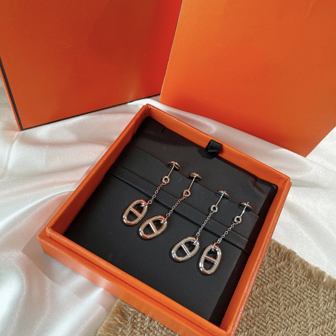 ¡®Glow Jewelry¡¯CHAINE TASSEL EARRINGS