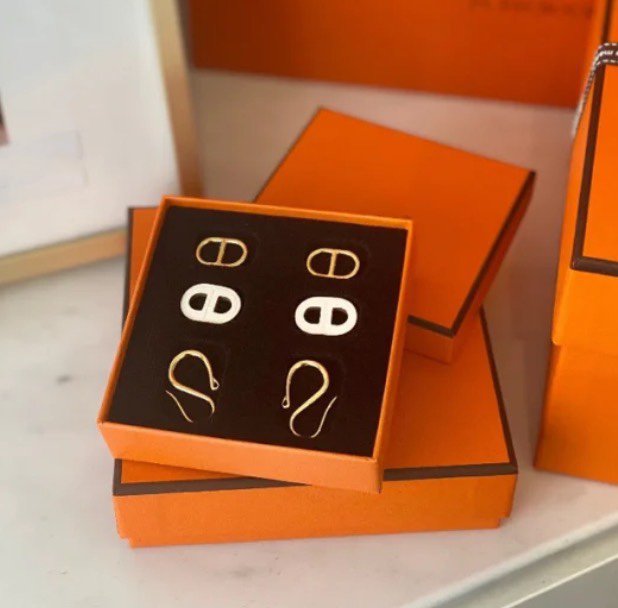 ¡®Glow Jewelry¡¯HM O'MAILLON GOLD EARRINGS