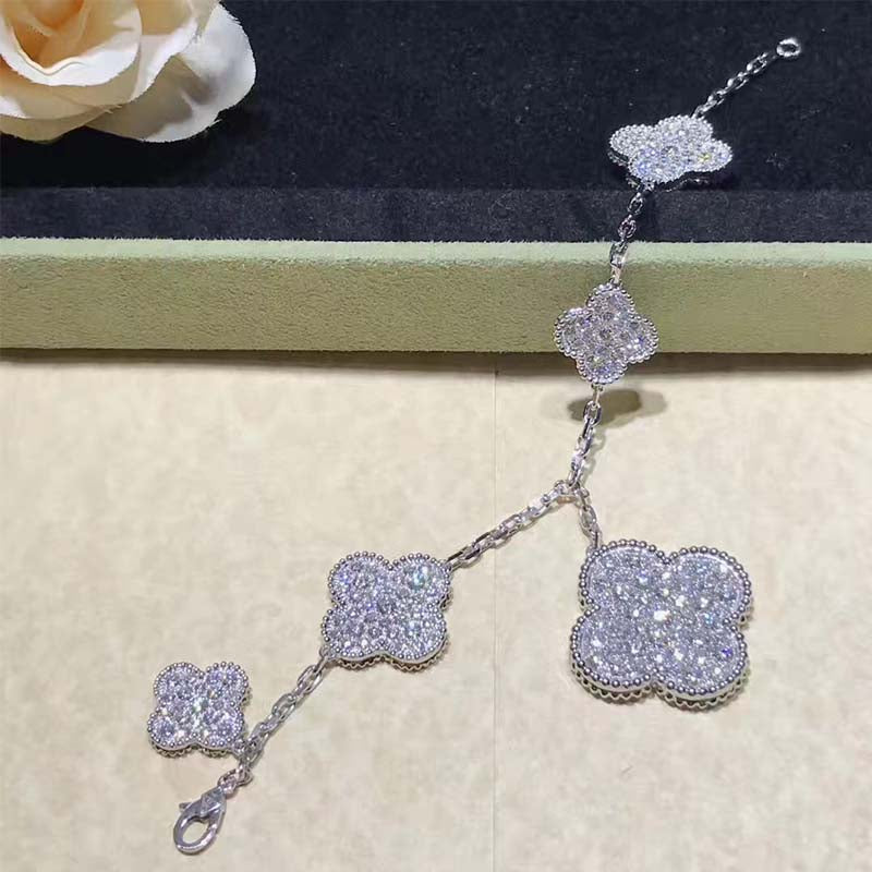 [Glow Jewelry]CLOVER 6 MOTIFS SILVER DIAMOND BRACELET