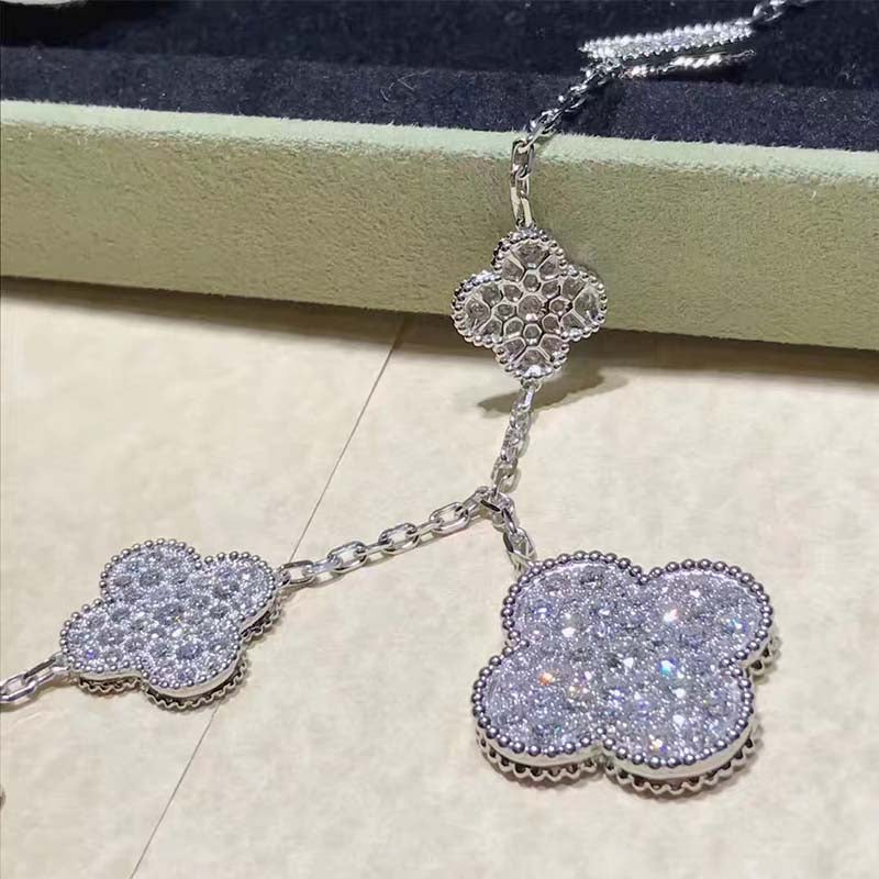 ¡®Glow Jewelry¡¯CLOVER 6 MOTIFS SILVER DIAMOND BRACELET