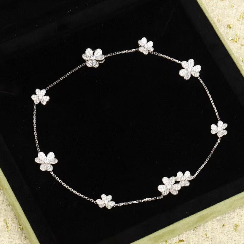 ¡®Glow Jewelry¡¯FRIVOLE SILVER 9 FLOWERS NECKLACE