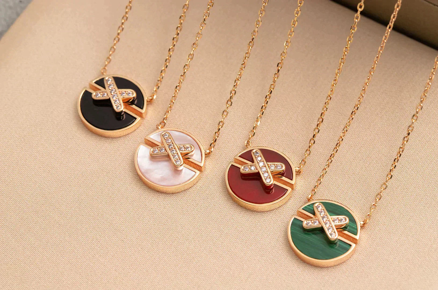[Glow Jewelry]JEUX DE ROSE GOLD DIAMOND NECKLACE
