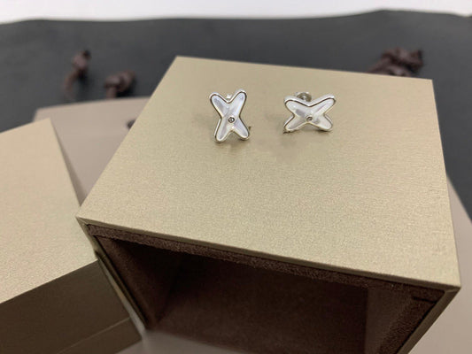 [Glow Jewelry]JEUX DE WHITE MOP SILVER DIAMOND EARRINGS