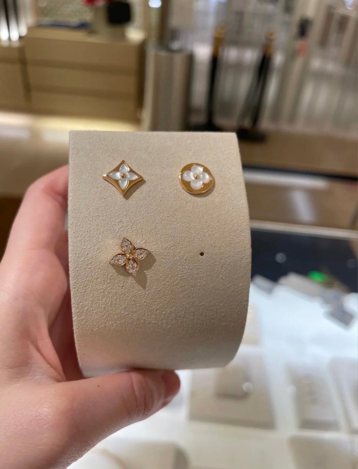 ¡®Glow Jewelry¡¯STAR BLOSSOM STUD EARRINGS PINK GOLD DIAMONDS