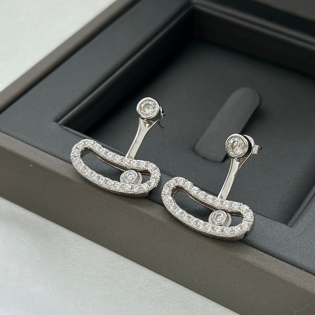 [Glow Jewelry]MOVE UNO SILVER DIAMOND EARRINGS
