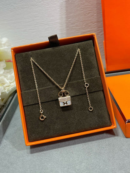 ¡®Glow Jewelry¡¯H CIRCE MOISSANITE PENDANT NECKLACE GOLD