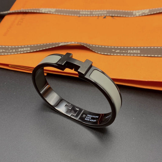 ¡®Glow Jewelry¡¯CLIC HM SO BLACK GREY BRACELET