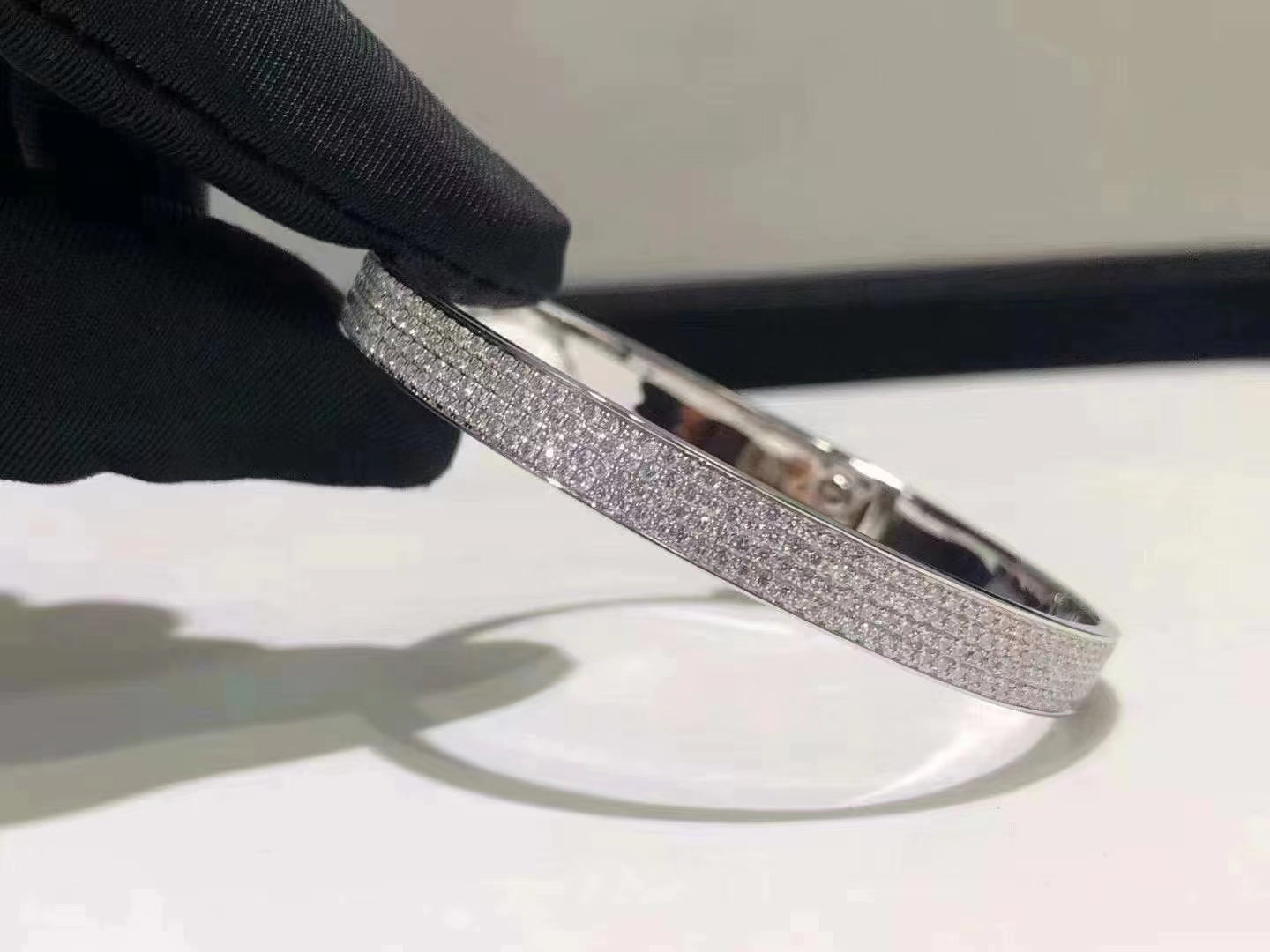 ¡®Glow Jewelry¡¯HM KELLY BRACELET IN SILVER AND FULL PAVE DIAMOND