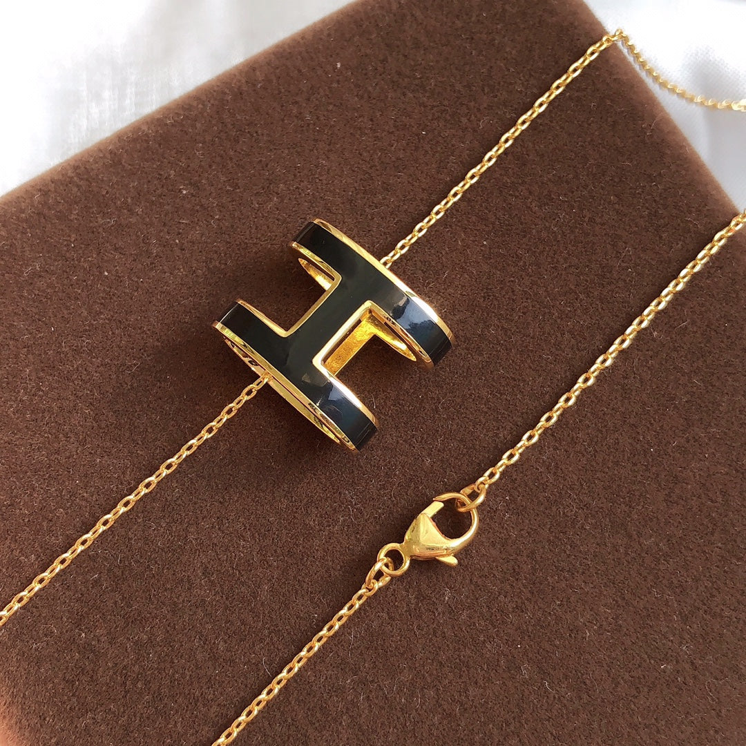 ¡®Glow Jewelry¡¯HM CLIC BLACK ENAMEL GOLD NECKLACE