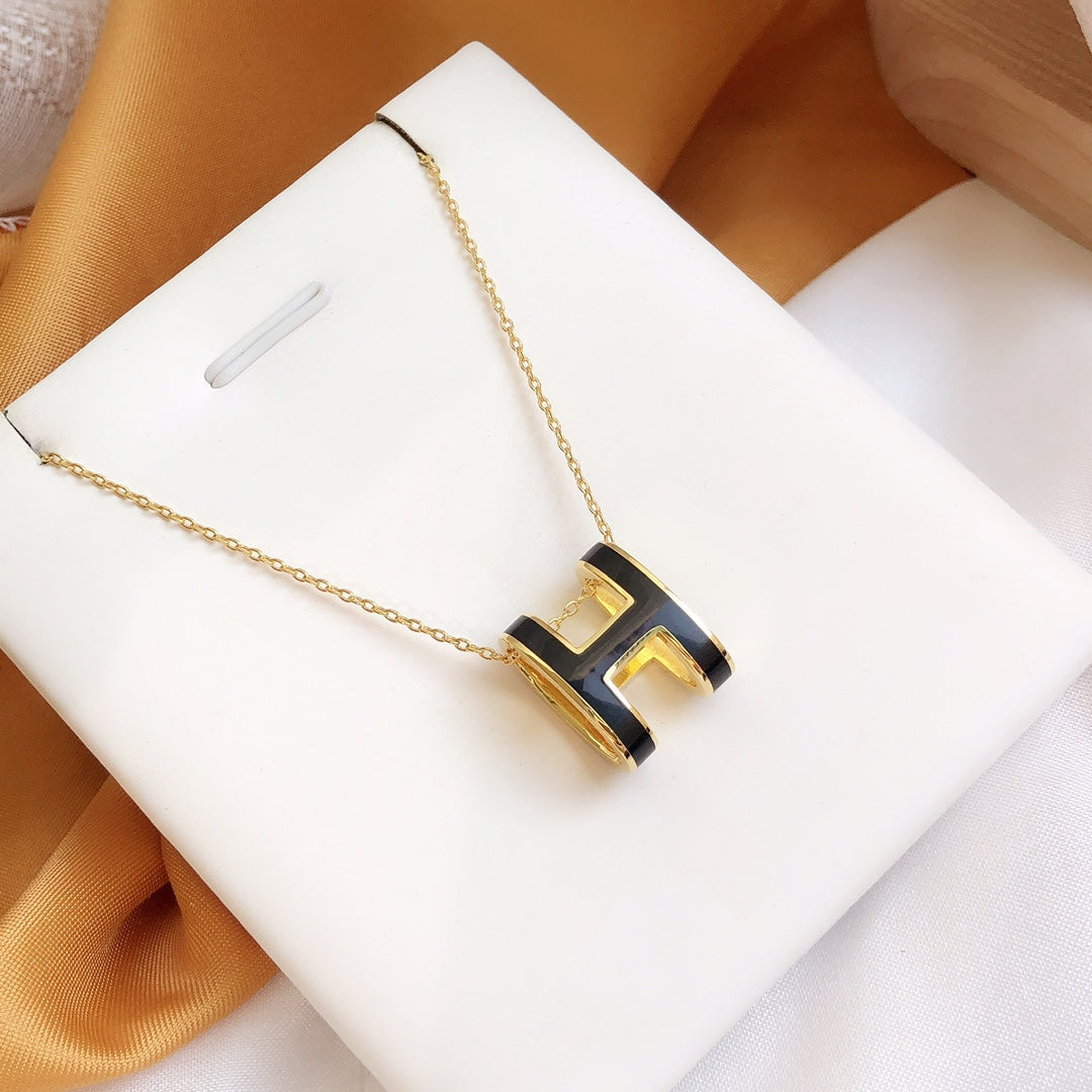 ¡®Glow Jewelry¡¯HM CLIC BLACK ENAMEL GOLD NECKLACE
