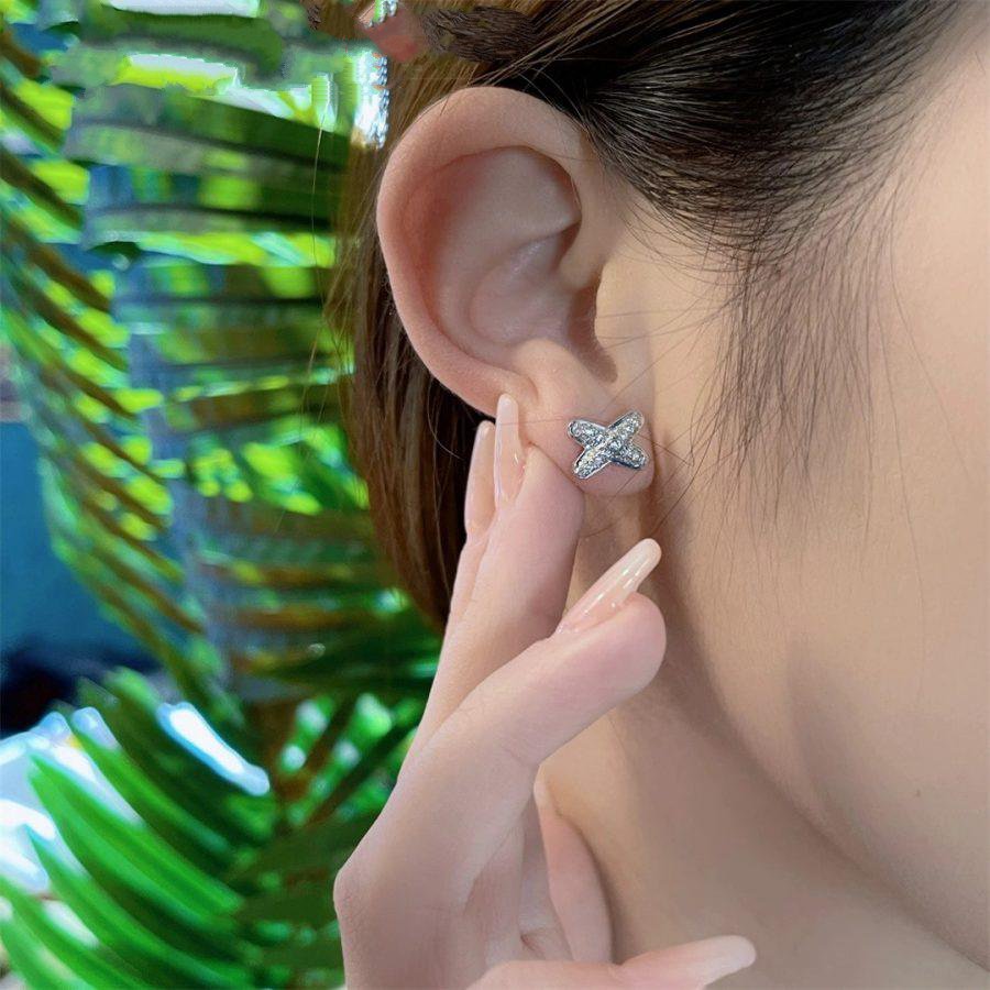 [Glow Jewelry]JEUX DE SILVER DIAMOND EARRINGS