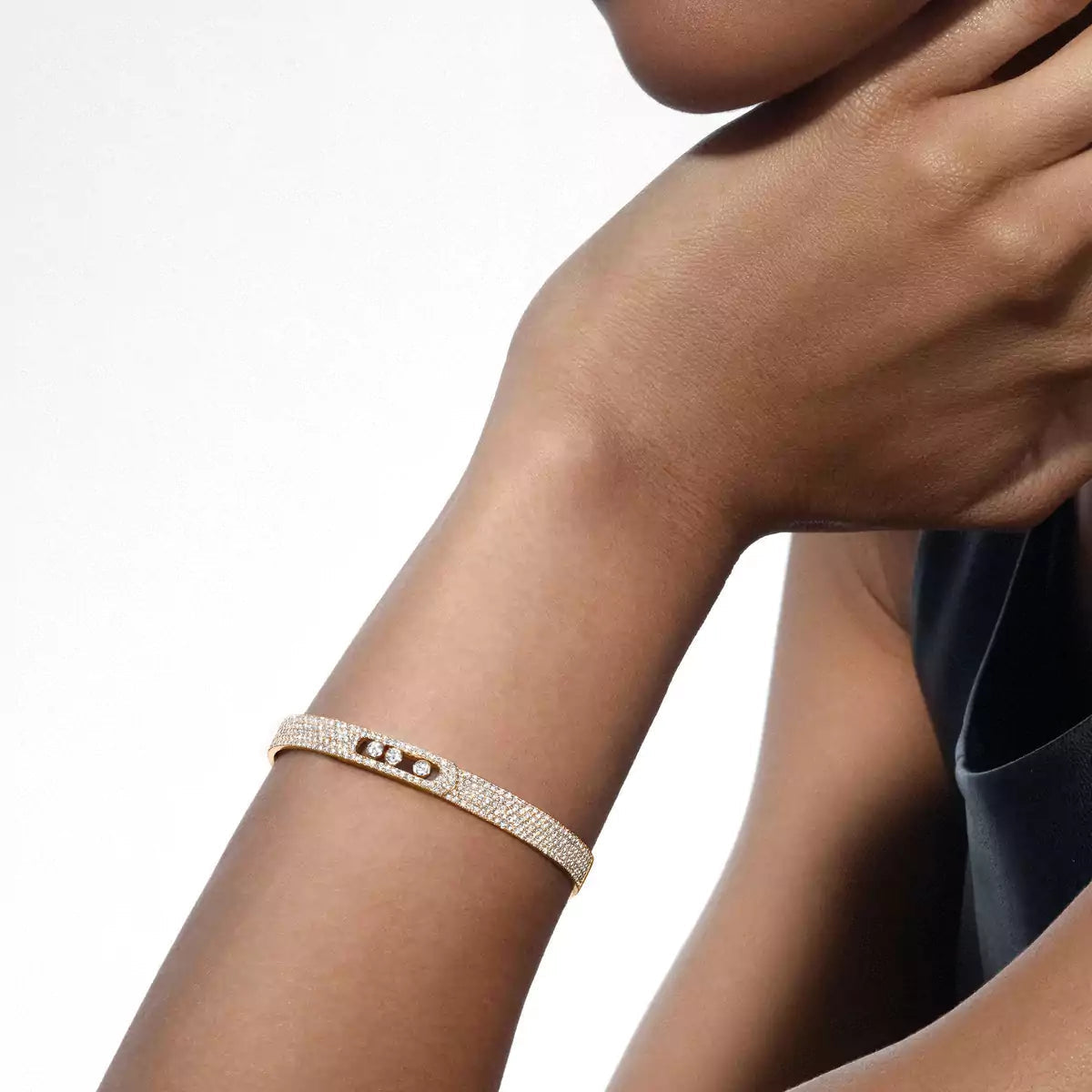 [Glow Jewelry]Move Noa Full Pavé Diamond Bangle Bracelet
