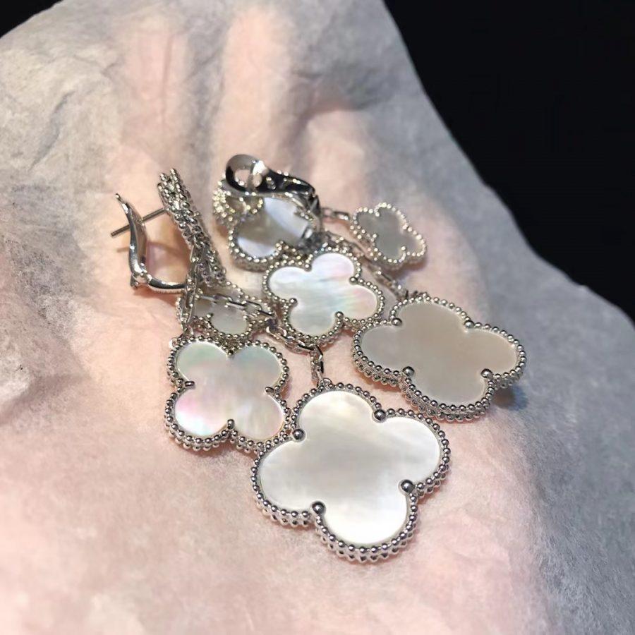 [Glow Jewelry]CLOVER EARRINGS WHITE MOP 4 MOTIFS SILVER