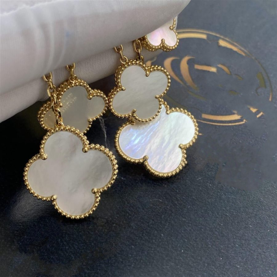 ¡®Glow Jewelry¡¯CLOVER EARRINGS WHITE MOP 4 MOTIFS GOLD