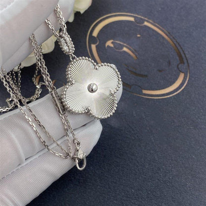 ¡®Glow Jewelry¡¯CLOVER 25MM SILVER BIG CLOVER NECKLACE