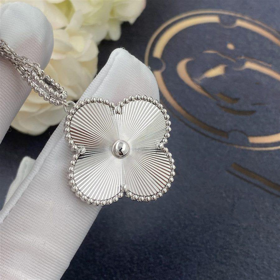 [Glow Jewelry]CLOVER 25MM SILVER BIG CLOVER NECKLACE