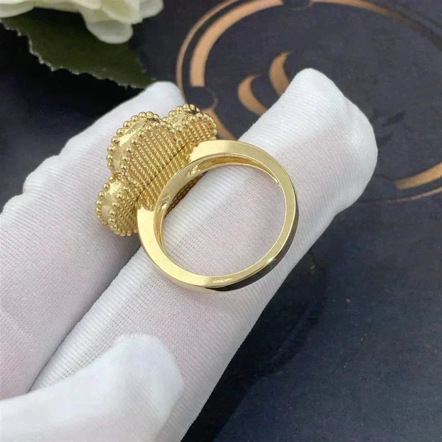 [Glow Jewelry]CLOVER WHITE MOP RING