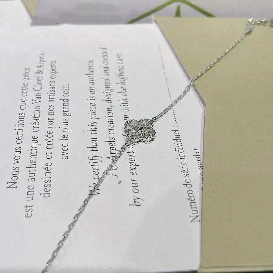 [Glow Jewelry]CLOVER  SINGLE FLOWER BRACELET SILVER