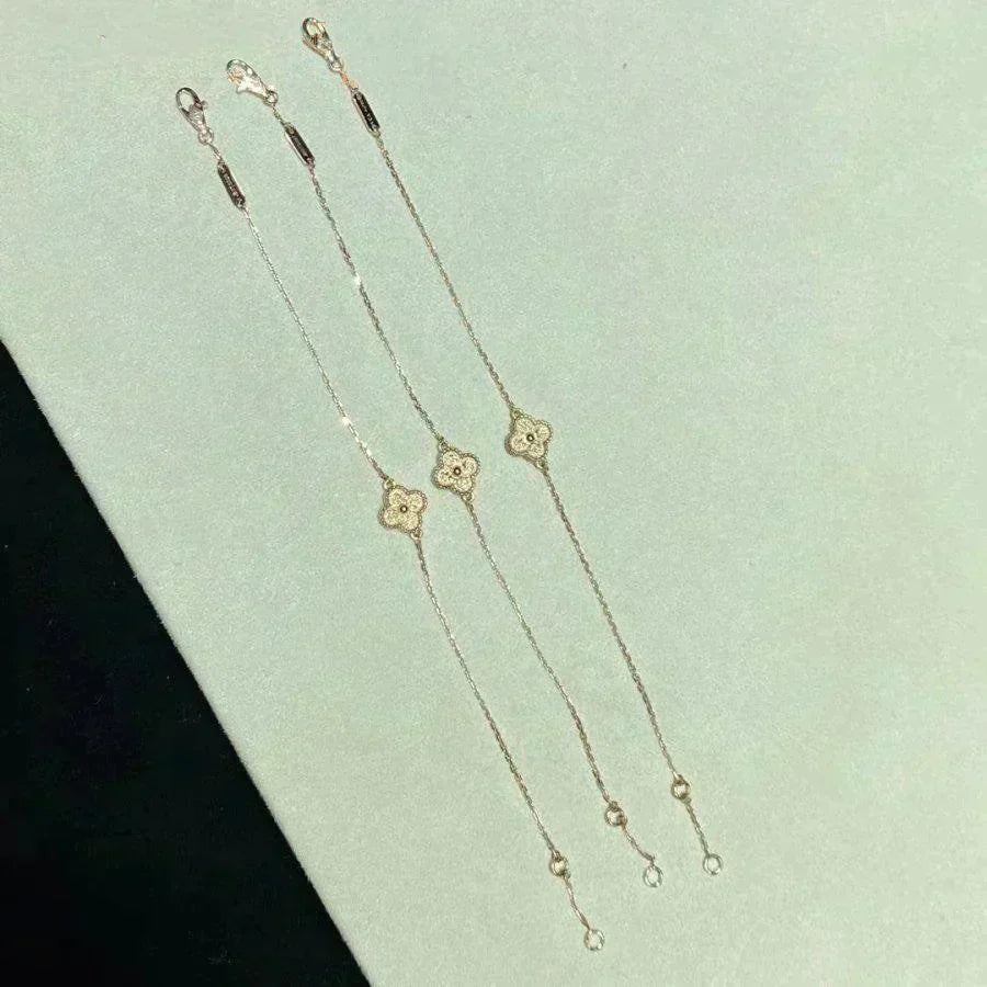 [Glow Jewelry]CLOVER SINGLE FLOWER BRACELET
