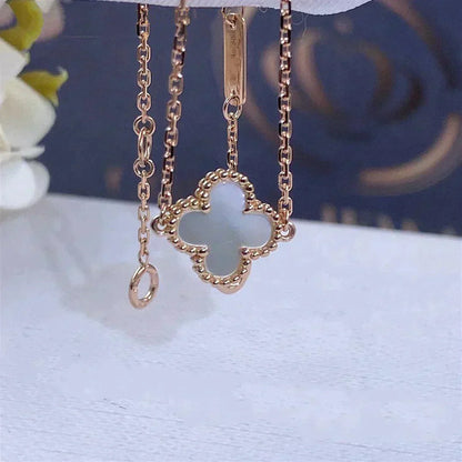 [Glow Jewelry]CLOVER WHITE MOP SINGLE FLOWER BRACELET